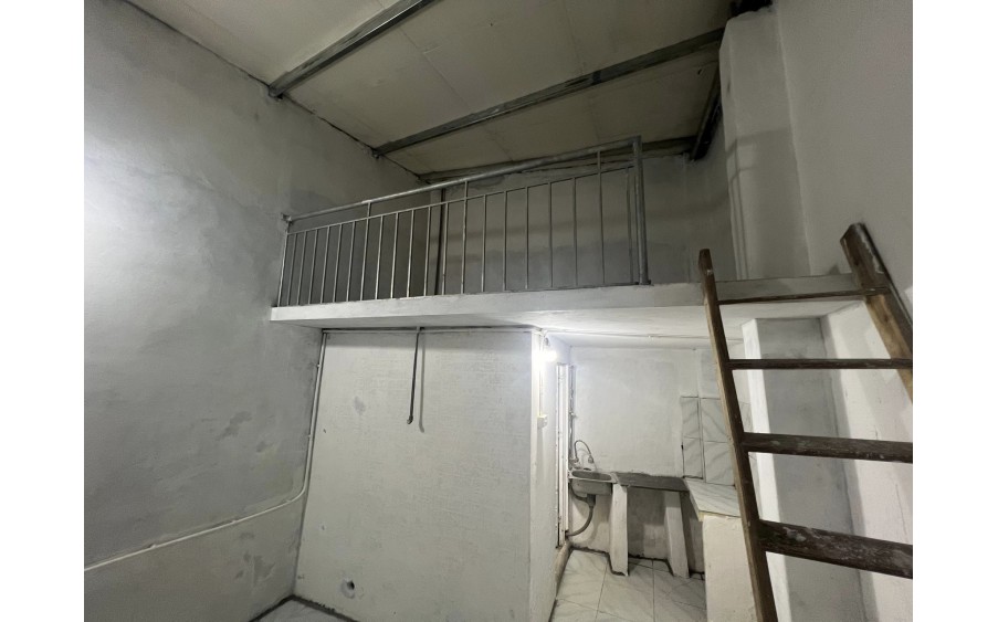 CHO THUÊ NHÀ TRỌ CẤP 4 LĨNH NAM, 40M2, FULL ĐIỀU HÒA, NÓNG LẠNH, 3 TRIỆU